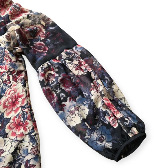 Investments Floral Blouse, Size Large - Picture 8 of 11